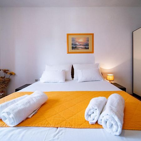Apartments Lazaric Lopar Luaran gambar