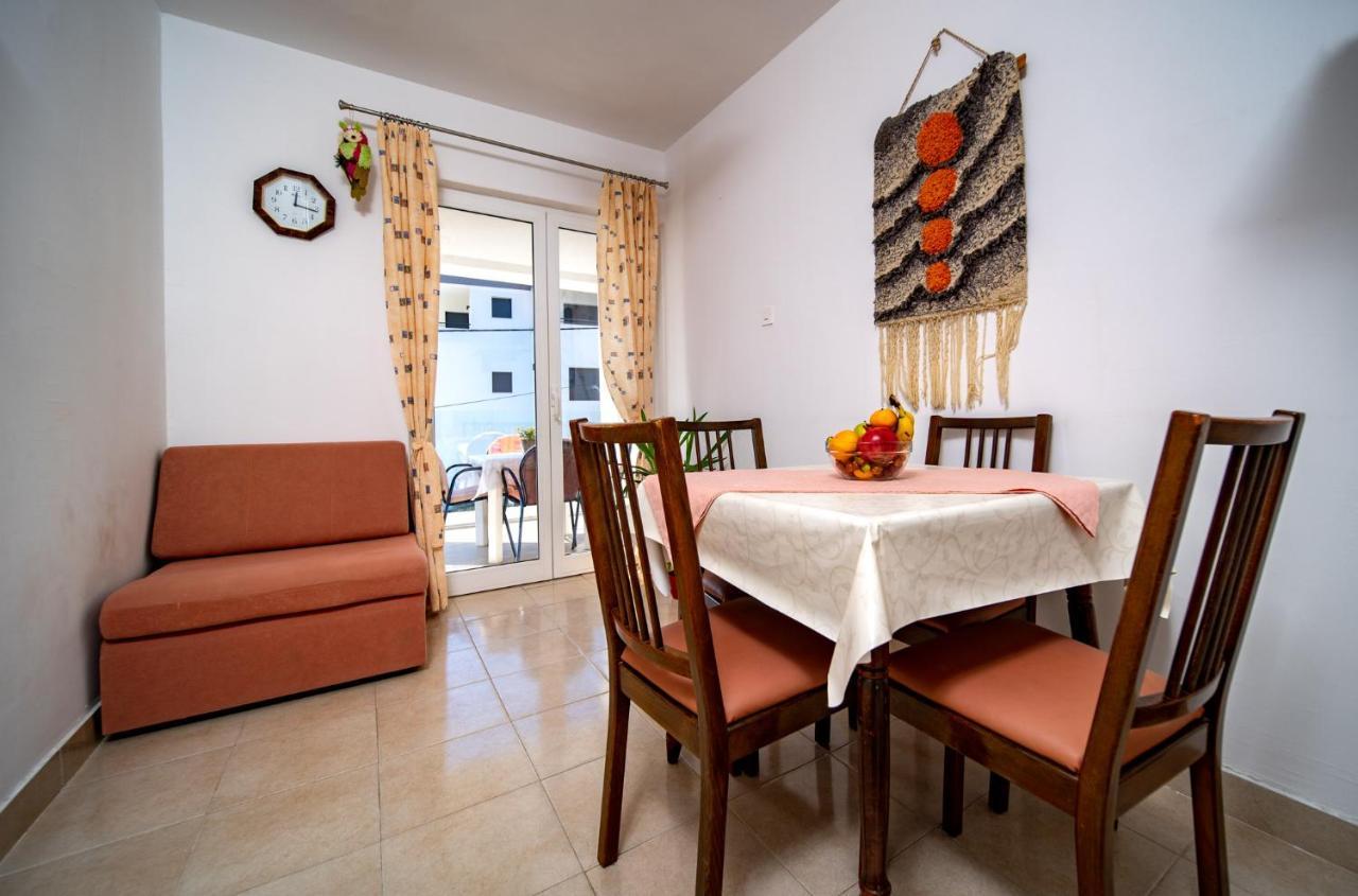 Apartments Lazaric Lopar Luaran gambar