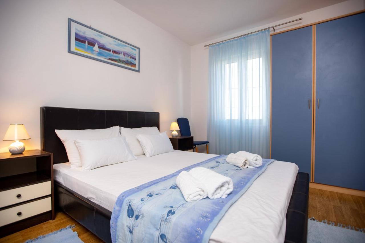 Apartments Lazaric Lopar Luaran gambar